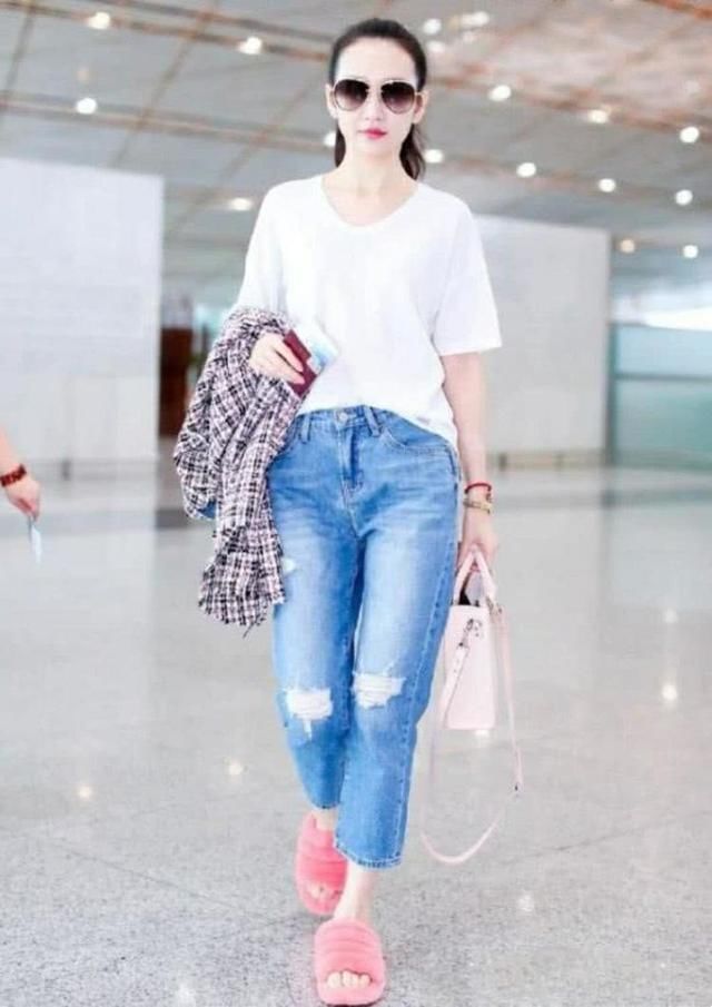 林心如一身搭配73万，被王欧比下去？二个细节却暴露了真相！