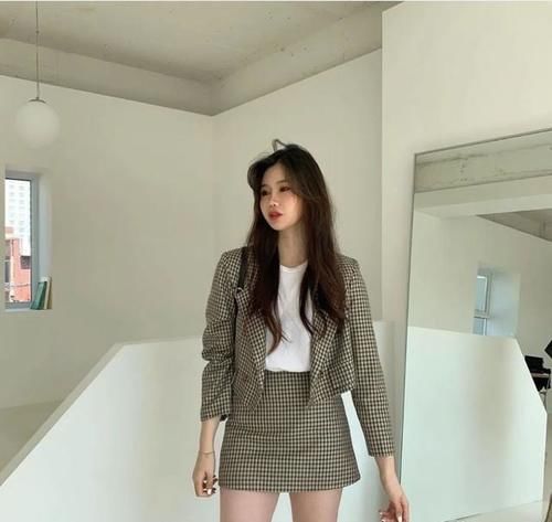 #今春#今春必穿“ 瘦瘦裙 ”,谁穿谁好看