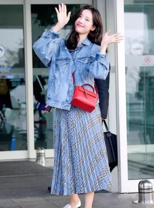  春天■春天了，你穿“这5件外套＋裙子”，巨时髦巨显瘦！