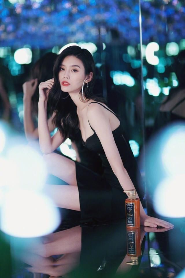 奚梦瑶被指买水军，何猷君出面欲平息事件，网友:男友买的