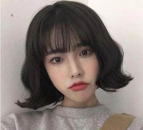  『剪短发显老』剪短发总是很显老? 因为你忽略了这四点