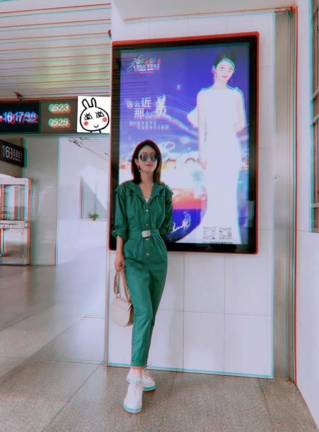 颖宝鞋子终于合脚，但脚背都快垂成一条直线了，谁怀孕敢这么穿？