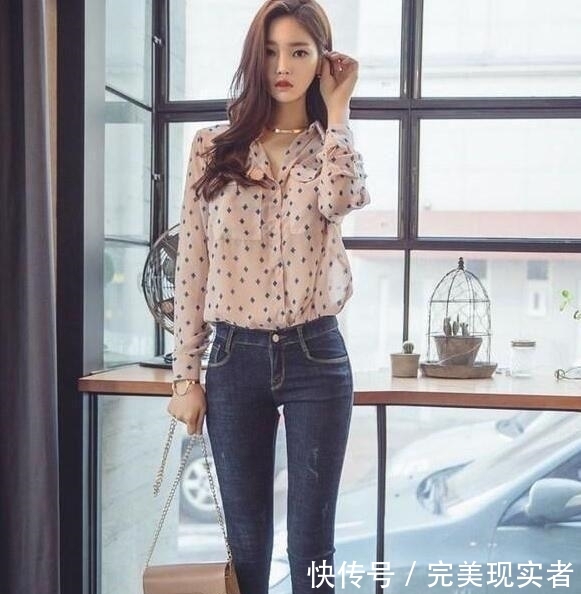 「气质」身材匀称的高跟鞋美女,尽显性感女人迷人气息!
