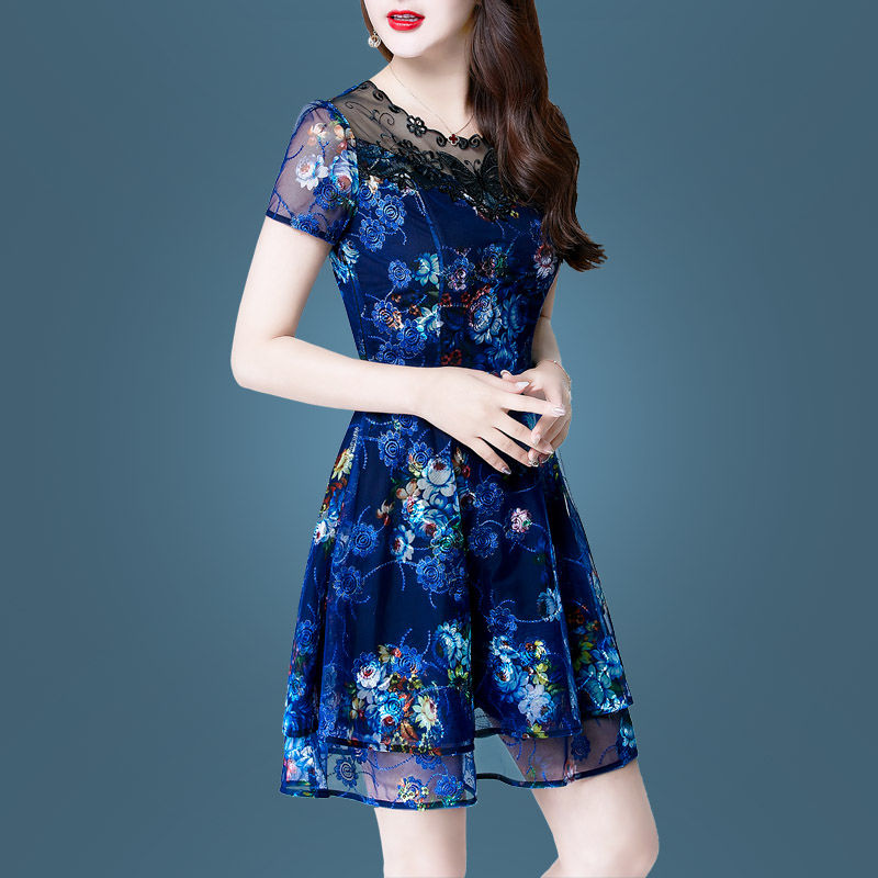 穿啥都热,但这种雪纺连衣裙+套装裙,75后上身真是又美又凉快