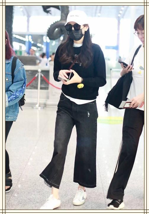 当168热巴和173关晓彤同穿阔腿裤,才知道腿长和腿细哪个更重要!