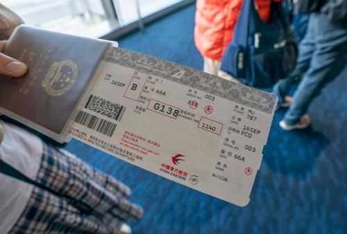  捷运@去卫星厅登机是一种怎样的体验？首批“尝鲜”旅客已遭羡慕