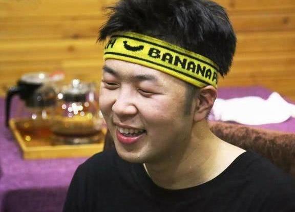 杜海涛公司发布声明，对“7人腹泻”事件表示道歉，网友：很不尊