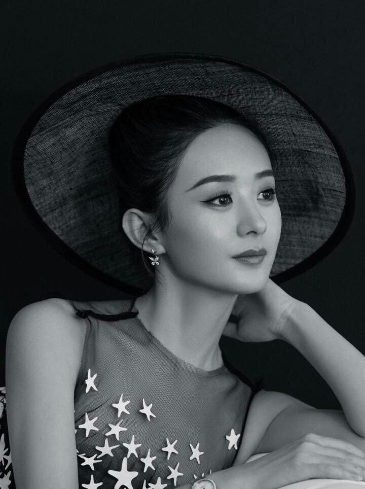 为了破怀孕传闻，赵丽颖发劈叉微博，兔子急了也咬人