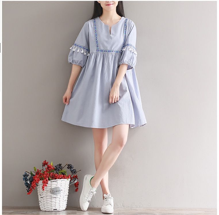 难怪矮个子老婆不穿短裤，相中新款甜美裙，背影都美翻了