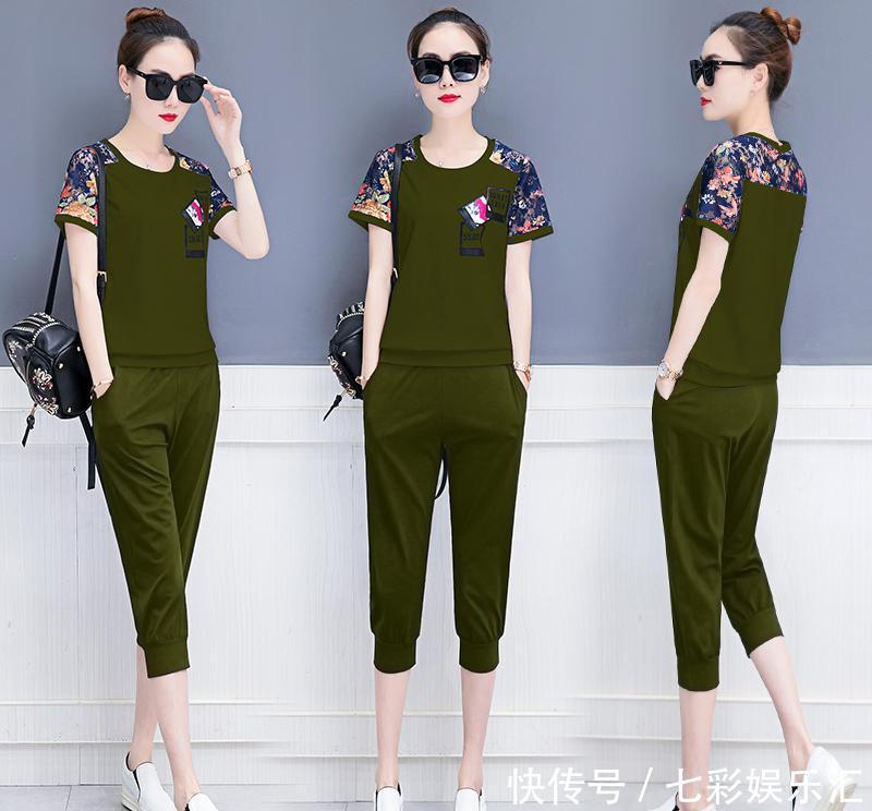 42岁老婆从不穿裙子，天天穿这运动套装，年轻10岁，超显美嫩