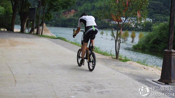 海绵还是硅胶-运动单车骑行裤如何选