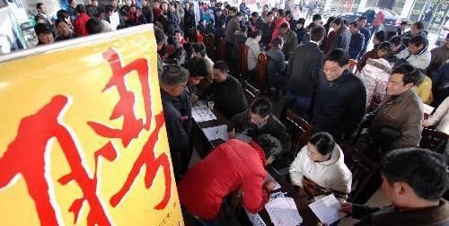 「7000韩元的工」为什么农民工去千里打工，同时自愿放弃7000天
