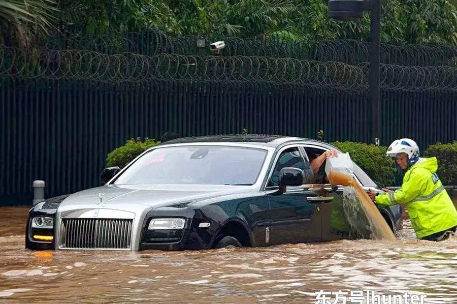 我国第一个禁售燃油车的地区已定，消息一出，当地车主急哭了