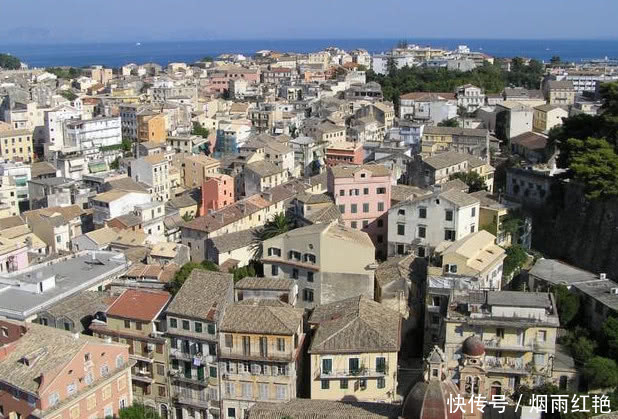 荷兰富家女来中国穷游，待了三天就后悔了：实在待不下去！