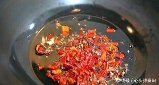 『川菜』水煮鱼,90年代逆天的一道菜,川菜从此定江山