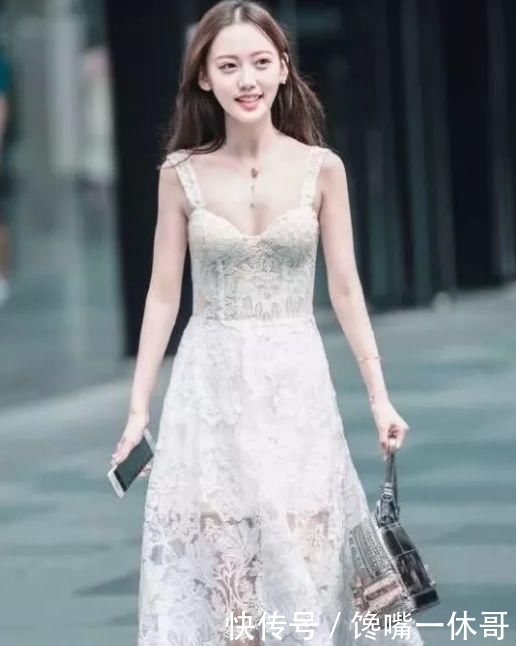 【 性感】看路人小姐姐怎么把它穿出性感，最经典的黑色