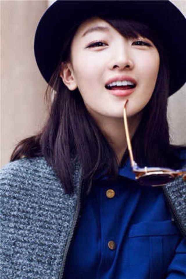 周冬雨这本短发教科书也出Bug了？竟然连她都不知道…….