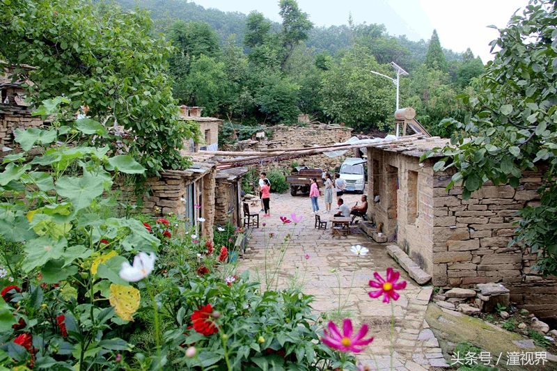 豫晋交界深山处一村仅有一户人，月入数千元，却为二儿子婚事发愁