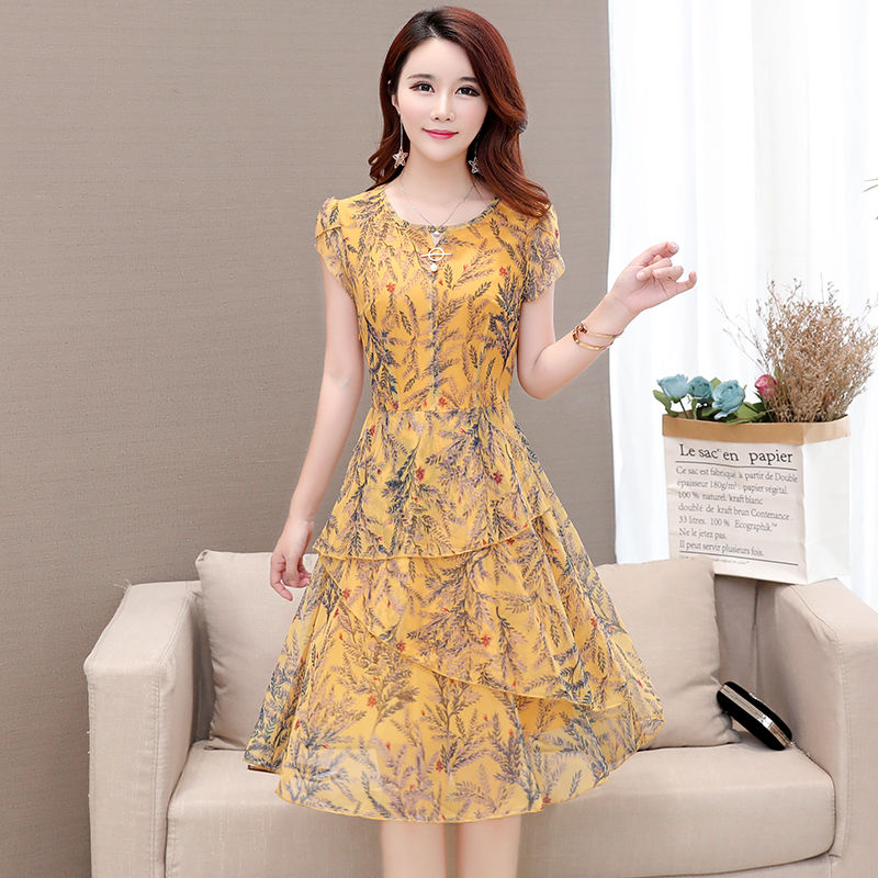 难怪婆婆一出手就是7件!这种妈妈裙62岁穿都显嫩，关键还不贵