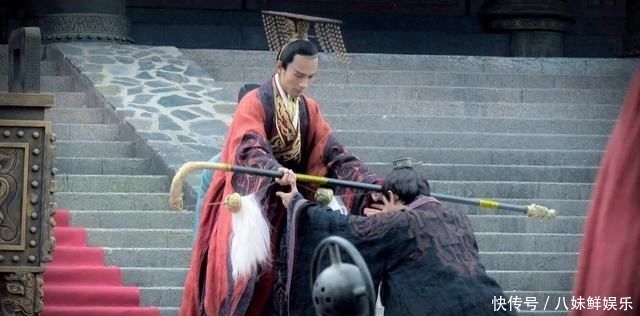 为中朝@中朝官是个什么官?从汉武帝与霍光提拔近侍,分析中朝官形成之因