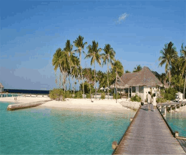 世界最拥挤的首都, 大洋上的旅游圣地, 岛上的人口却超过6万