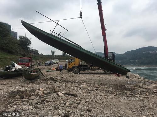  渔船：“最后的长江渔民”亲手拆了自家渔船