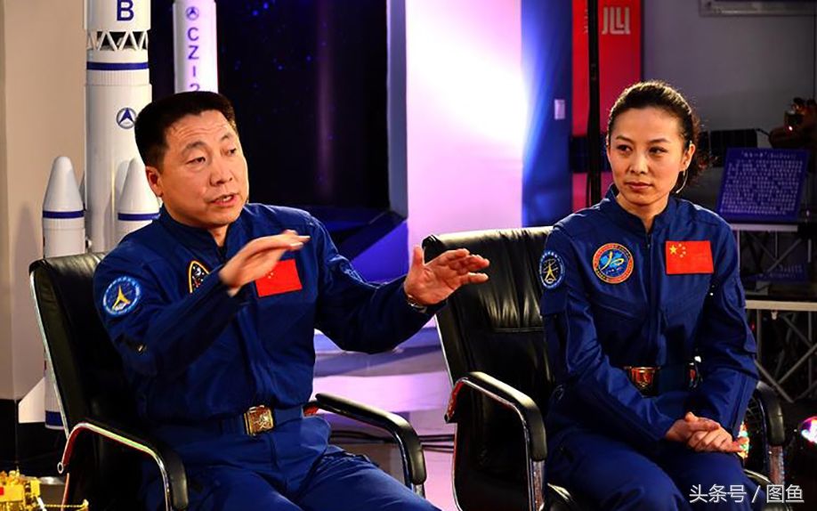 揭秘杨利伟太空惊魂26秒,出舱时嘴角挂血,曾听