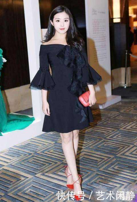 张含韵学江疏影穿健美裤却满屏尴尬！网友：没那身材就别逞能了！