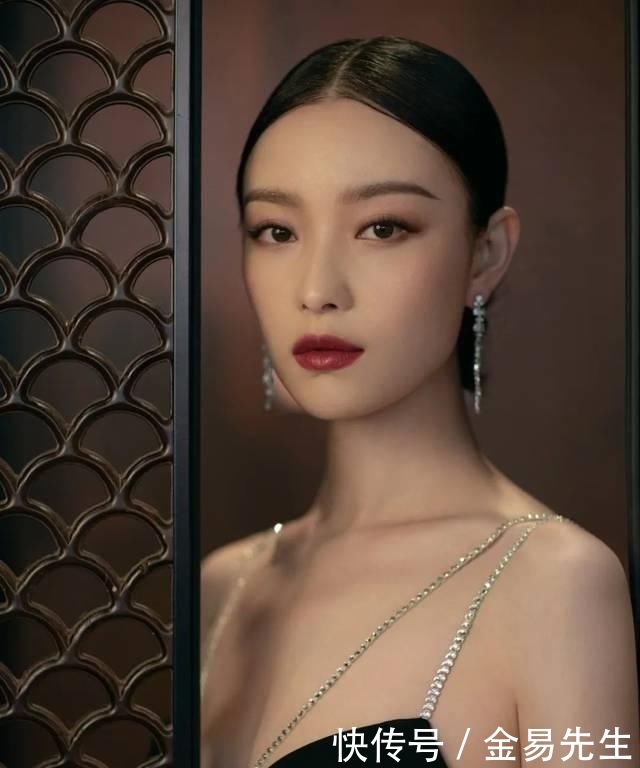  『也可以』比可爱和端庄，谁能赢过梳丸子头的女生呢？