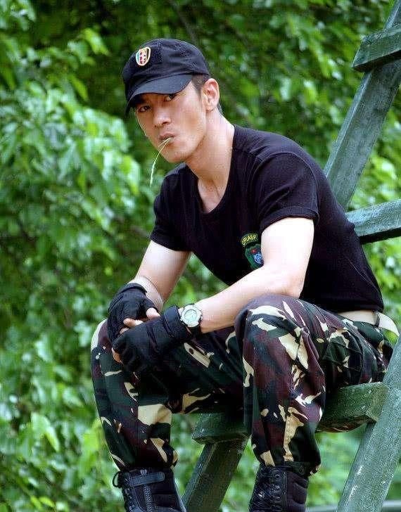 『上线』《狙击手》“狗头老高”任天野再度上线，网友：高中队回来了