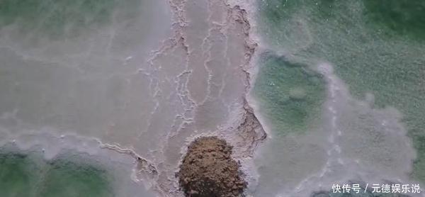 设计师将一件衣服放入死海，2年之后捞上来惊呆众人