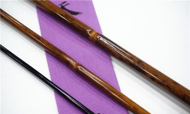  #大小#钓鱼细节：不同“调”性的鱼竿，感受不一样，所用鱼线直径也不同
