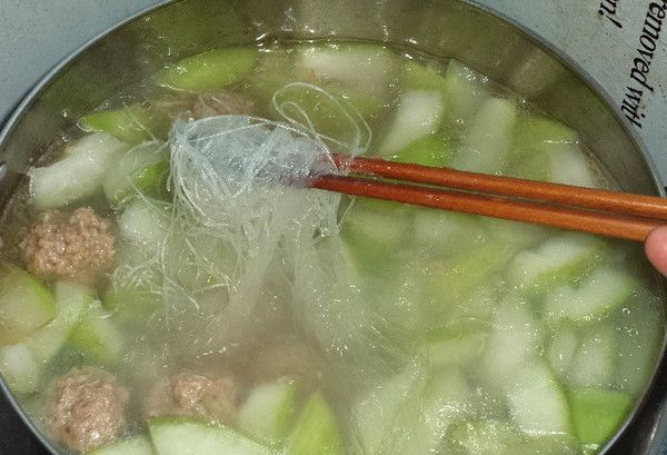  『冬瓜』脂肪最怕的3种食物，隔三差五吃1次，刮油瘦身，体重不过百