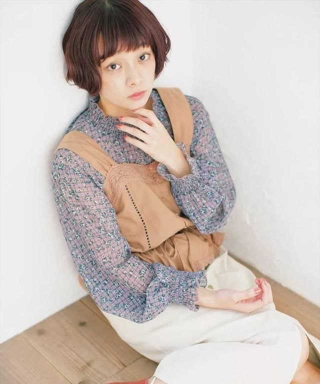  「日本」春季穿搭：?日本小姐姐分享最适合小个子女生的春季穿搭！