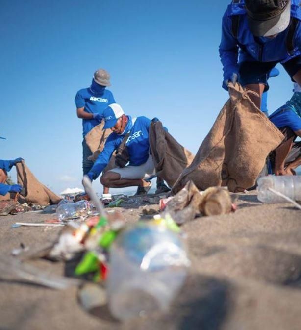 回收海洋垃圾兄弟二人3年赚10亿