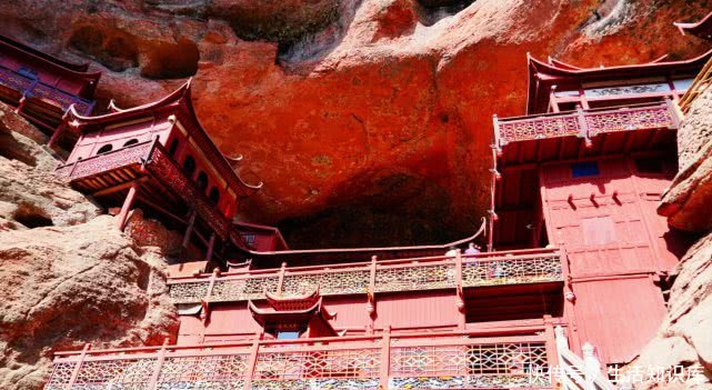 广州最牛的一座寺庙，看似被“压”在山下，实际上面积却非常大！