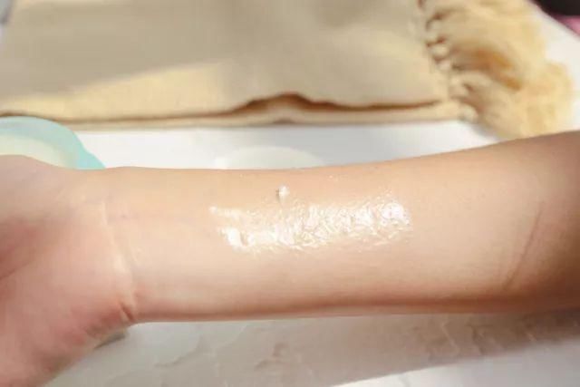 淡妆浓妆这样卸，闷痘，粉刺全没了，脸上毛孔小到看不见