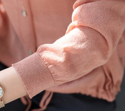 偷偷告诉!七夕了，给老婆买一件洋气秋衫，一定感动她，美到违章