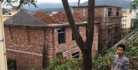 江西农村竟然家家都有大别墅 外地人都来围观了