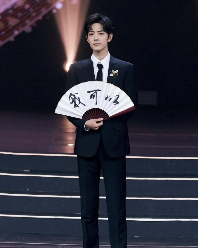 怎样才能当上明星