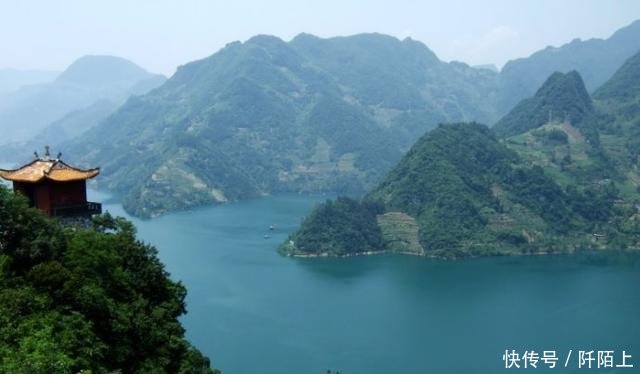  县城@湖北最不起眼的小县城，交通发达程度媲美省会，会是你家乡