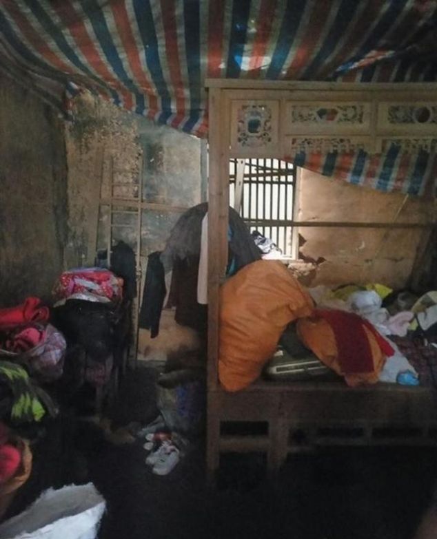  邓高华|1994年高考: 她692分入人大, 毕业却无就业处, 二婚嫁人