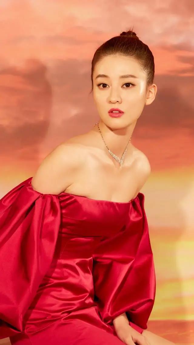 「性感」美女图集,第1061期性感时尚,哪位小姐姐,会令你心动呢