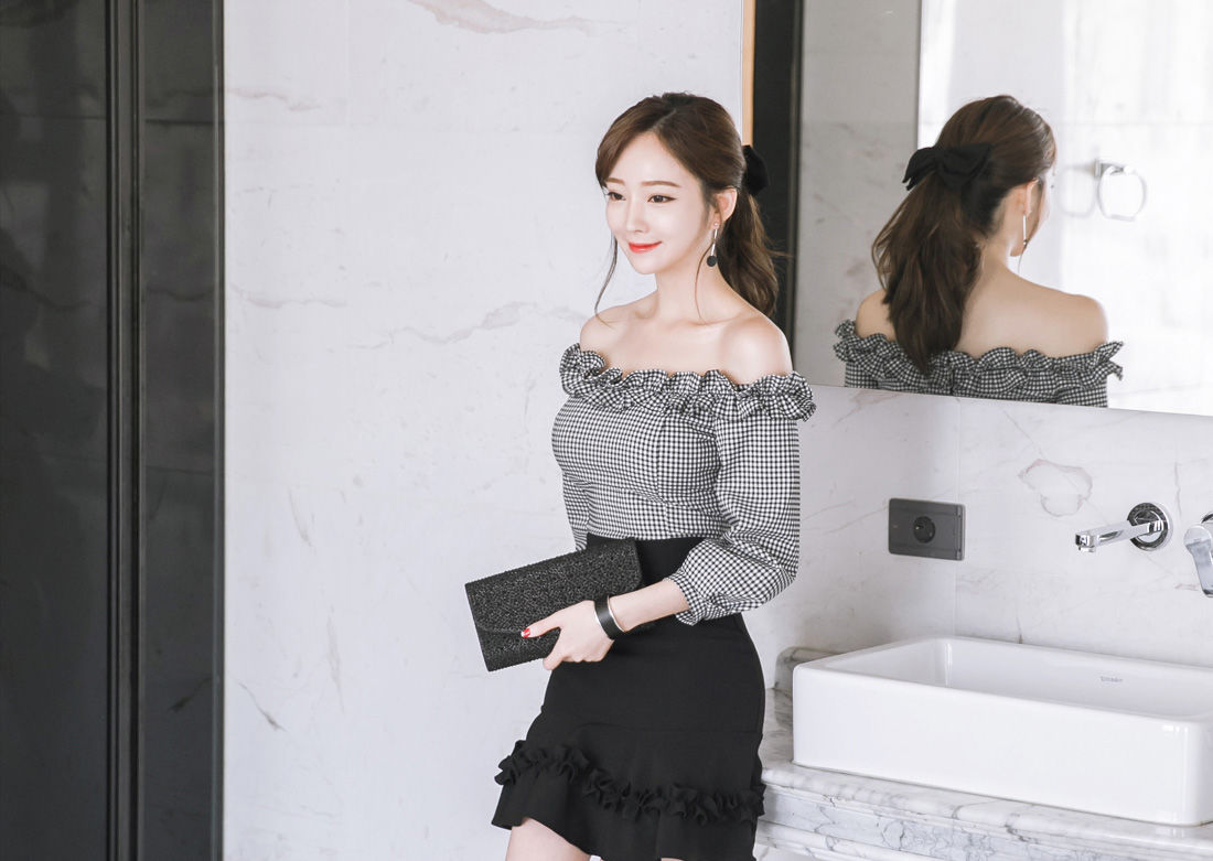 朗科恩密格花领拼接衣裙