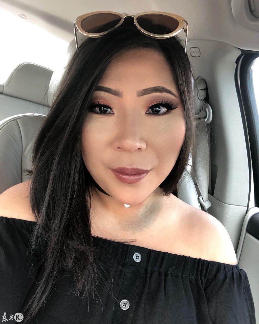 满脸胎记的美国妹纸化妆技术一流，却选择素颜出门，厉害了!