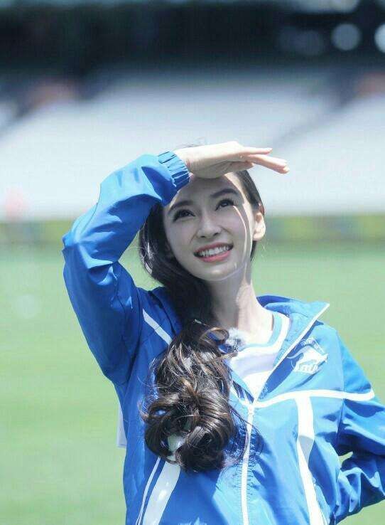 杨颖二胎消息被证实!黄晓明吐槽背后辛酸事，赵薇第一个送祝福