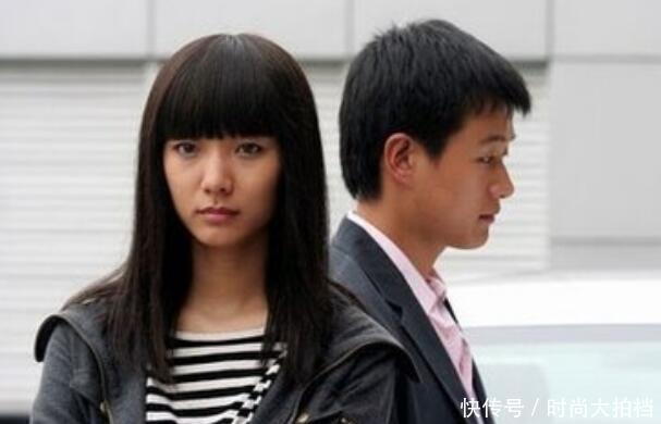 王珞丹逆天了!极简A字裙内套长裤可真不一般,网友:看着就热!