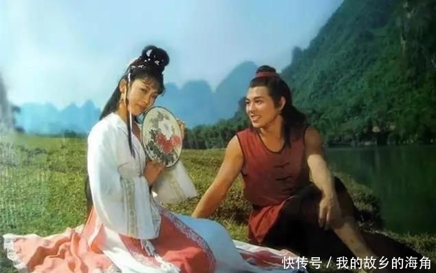  离婚之后■李连杰的两妻四女：前妻的两女儿是学霸，利智的两女儿是名媛