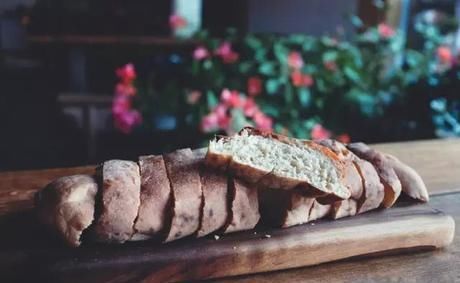  『小院』20多岁的年龄差距，却把一个破烂的农家小院变成了“桃花源”