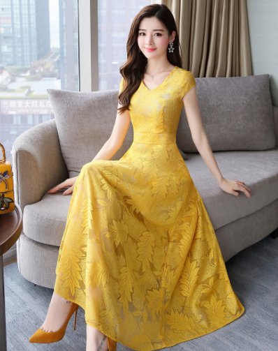 嫂子去香港旅游，回来穿的时尚套装太迷人啦!举手投足满满女神范